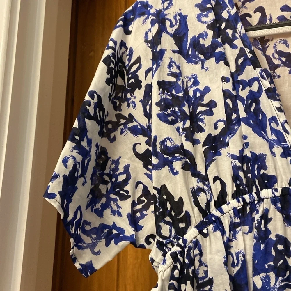 Milly Minis Girls V-Neck Coverup Blue/White Print Size 14 NWT